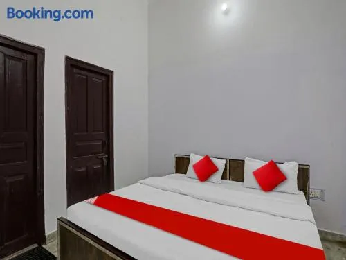 Hotel O by OYO easy stay inn - Image 1