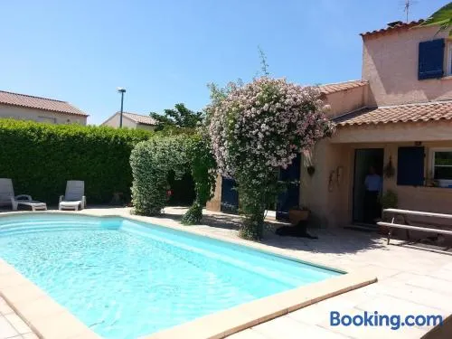 Villa avec piscine à 15min des plages - Image 1