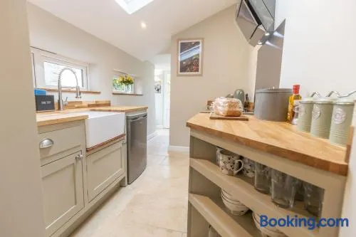 Cozy Cottage, Wrington - Image 1