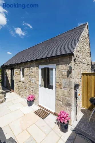 Country Cottage with Hot Tub - pre-heated for your arrival - Image 1