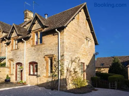 Ashby Cottage - Image 1