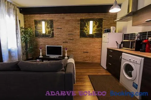 Apartamentos Adarve Toledo - Image 1