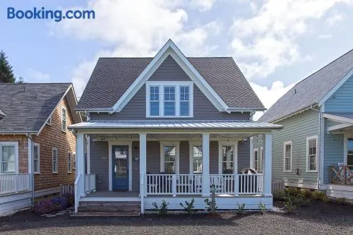 Sandy Tales by Seabrook Hospitality - Image 1