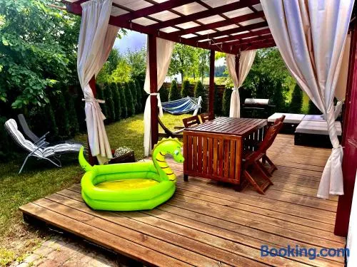 Apartament z tarasem w sercu mazur z prywatną plażą - Image 1