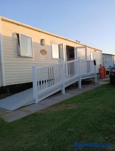 Accessible and dog friendly caravan - Image 1