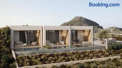 Geomilos Private Suites Milos - Image 1