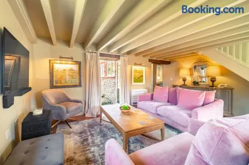 Newly Refurb Cottage Mile From Blakeney Village Pub and Restaurant - Image 1