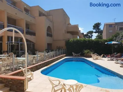 Appartement T2 climatisé avec terrasse, proche plage à Argelès-sur-Mer, parking et piscine inclus - FR-1-388-202 - Image 1