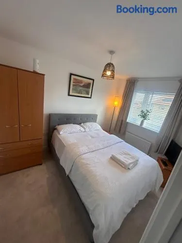 Cosy Private room in the heart of Bedlington - Image 1