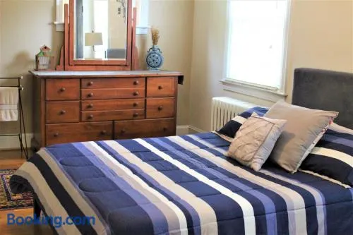 Master Bedroom-Private Bath, Washington DC - Image 1