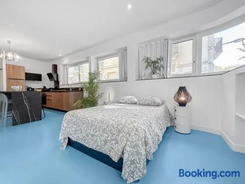 Appartement lumineux proche du Parc des Sources - Image 1
