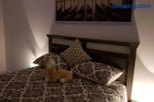 Farhad's B&B - Image 1