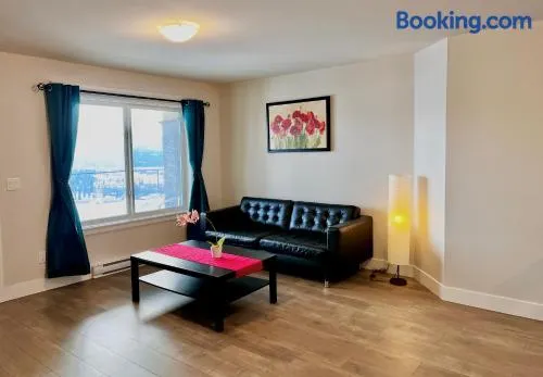 Kelowna new lake view 2bedrooms close BIG WHITE - Image 1