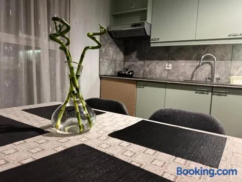 Cosy 3 Bedrooms house, close to Dublin City Center - Image 1