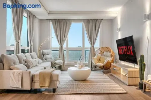 Upscale Penthouse Stay with Mountain & City Views Free Parking BBQ Grill Office Space & More - Image 1