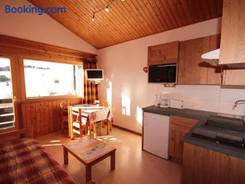 Bel appartement 2 pièces cabine, proche des pistes - Image 1