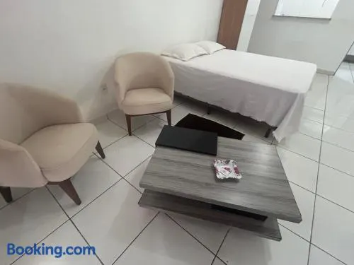Flat confortável - Image 1