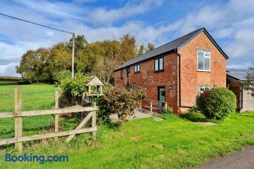 Finest Retreats - The Barn at Prowses Farm - Image 1