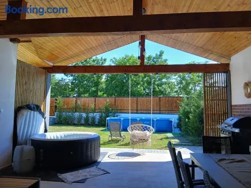 Popa Cabana - Image 1