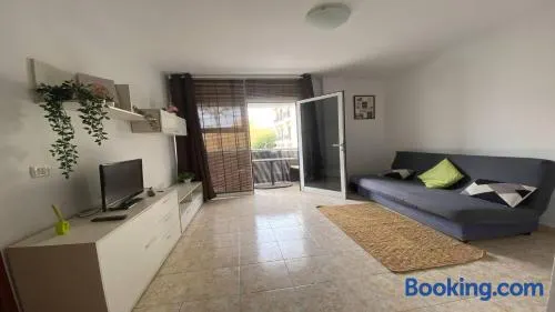 Apt ManRey 1B - Ambar - Image 1