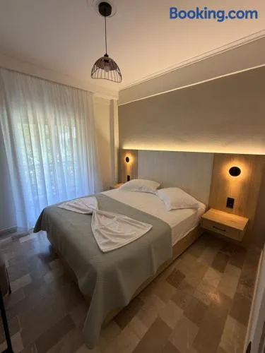 Hotel Angela - Image 1