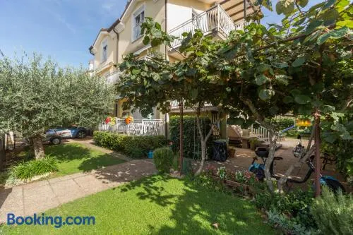 Trbović Apartments Peaceful stay with Free Parking, Pet-Friendly, and Bike Storage in Umag - Image 1
