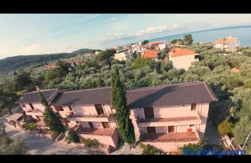 INSPIRA THASSOS APARTMENTS and STUDIOS - Image 1