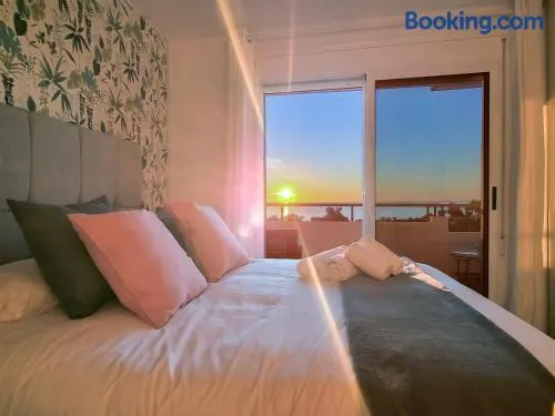 Apartamento Pura Vida! Vistas al mar, playa a 5 min. Terraza, WiFi y A/A. - Image 1