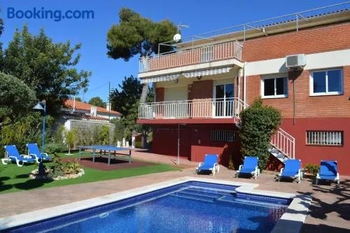 VILLA LAGEM, Casa con piscina, barbacoa, jardín - Image 1