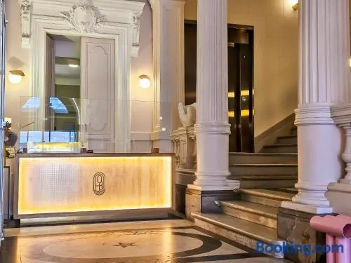 Hôtel l'Orque Bleue Sète - Image 1
