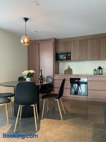 B2 Lakeside Suite Polku Hotel - Image 1