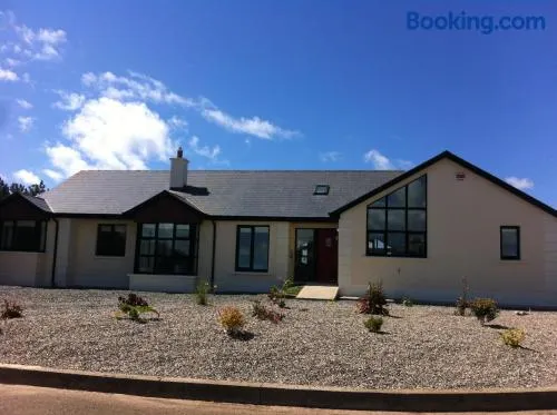 Kilmore Quay Castleview 1 - 5 Bedroom House - Image 1
