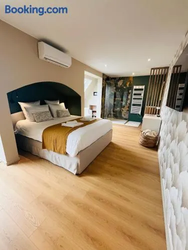 Chambre d'hôtes Stellina avec vue sur jardin arboré - Image 1