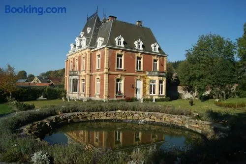 Chateau Neufays - Image 1