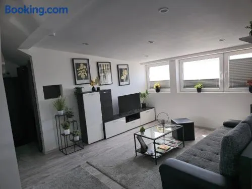 1,5 Zimmer Ferienwohnung Apartment in ruhiger Lage stadtnah Neu in Brunnthal - Image 1