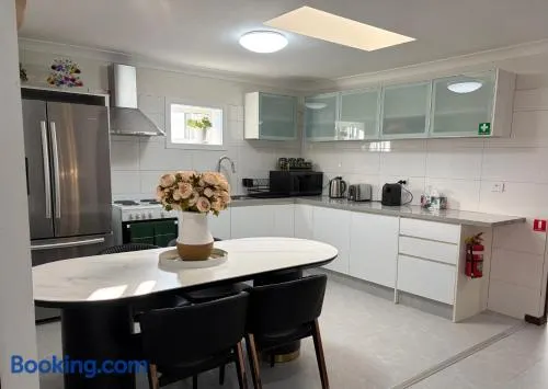 Cozy Modern 3BR Family Retreat - Image 1