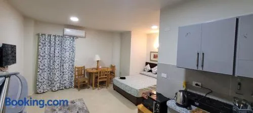 Hotel Room in Princess Resort With Beach Acces & Free Wi-fi I Near Air port - Image 1