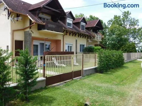 Balatonpart-lak - Image 1