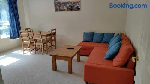 New Town Retreat by Leith Walk- Free parking - Image 1