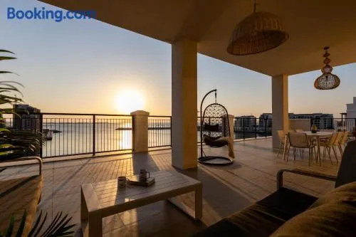 HiGuests - Experience Coastal Elegance at La Rive 2 in La Mer - Image 1
