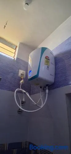 Affordable home stay - Image 1