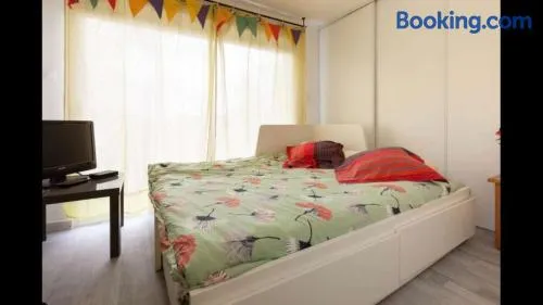 Envol du Phénix - chambre suite et cuisine en rdc - Image 1