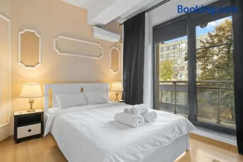 Bucharest Heart Hideaway - Image 1