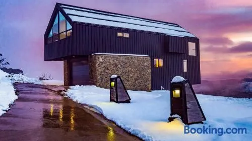 Peak Chalet - Image 1
