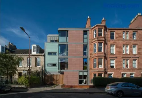 Flat 4A - Image 1