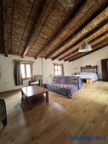 Casa Rural Única en Xàtiva - Image 1