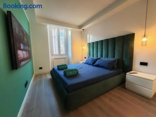 Marghera 37 Verde - Image 1