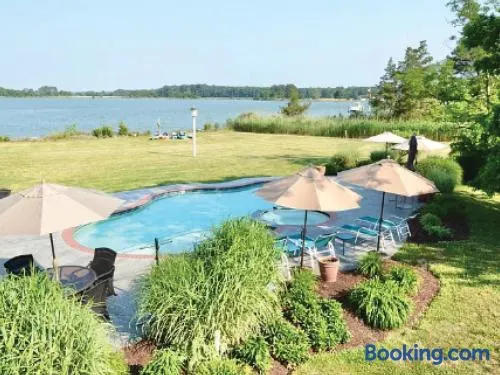 Bayberry Cove - Image 1