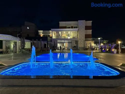 Hotel Colis - Image 1