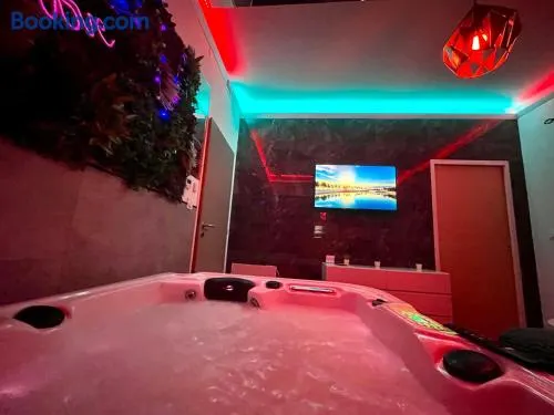 Cocon champêtre avec jacuzzi - Image 1